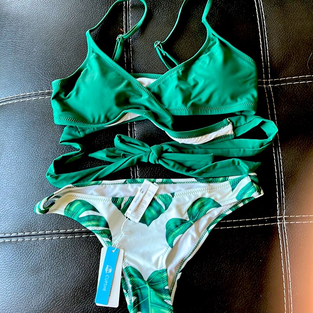 CUPSHE swimsuit.
